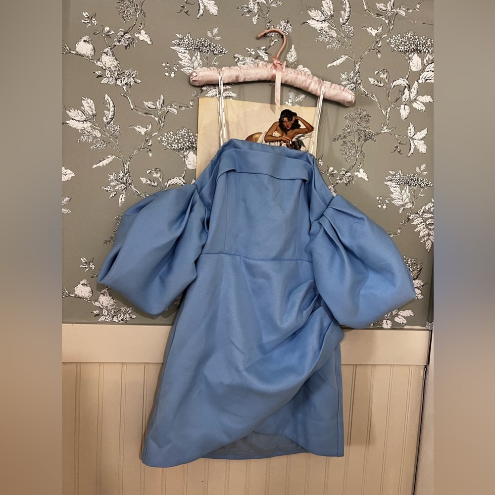 Off the Shoulder Elliatt Dress